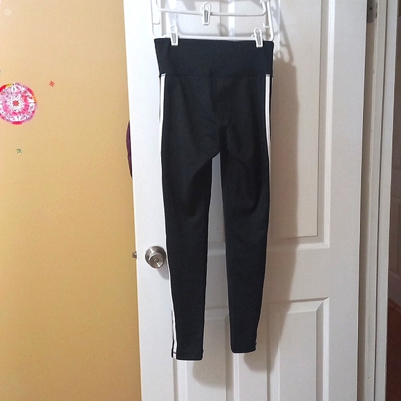 Adidas Activewear - Picture 7 of 7